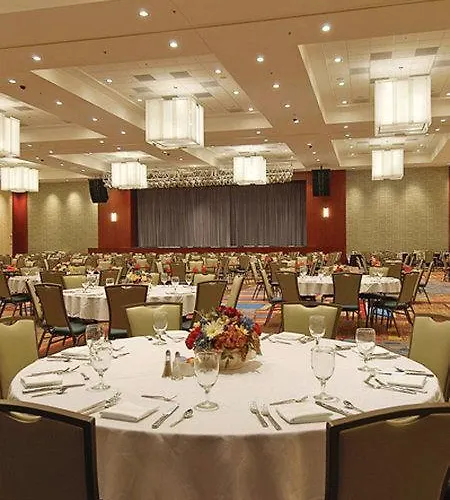 Harrah's & Casino - A Caesars Rewards Destination Hotel 4*
