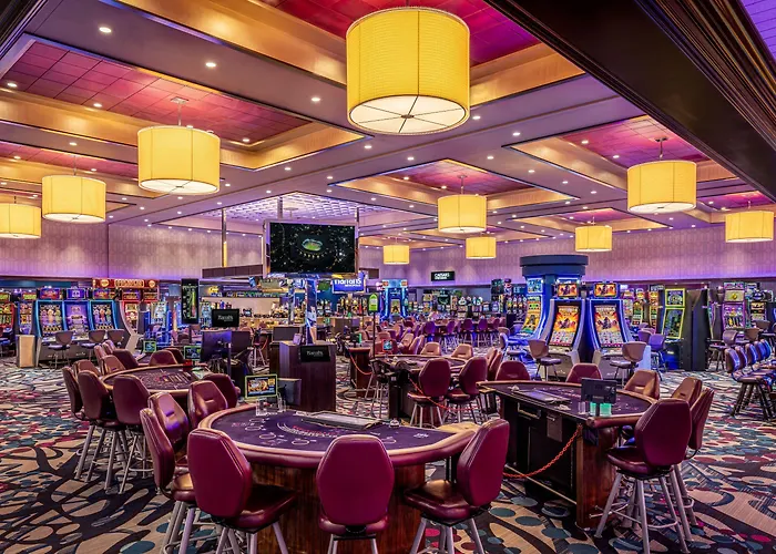 Hotel Harrah's & Casino - A Caesars Rewards Destination